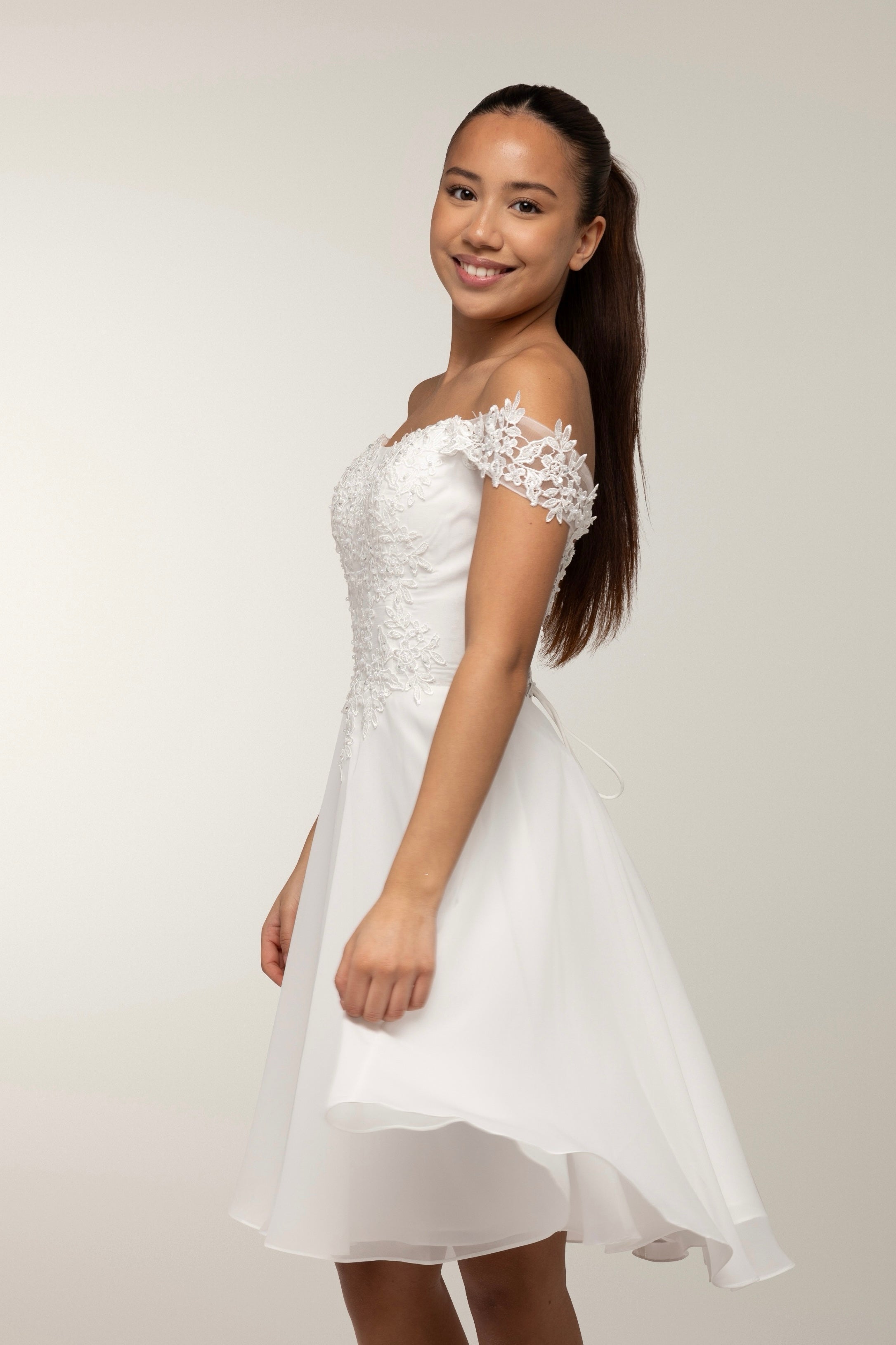 JUHLAMEKKO H4607S-CHIFFON IVORY