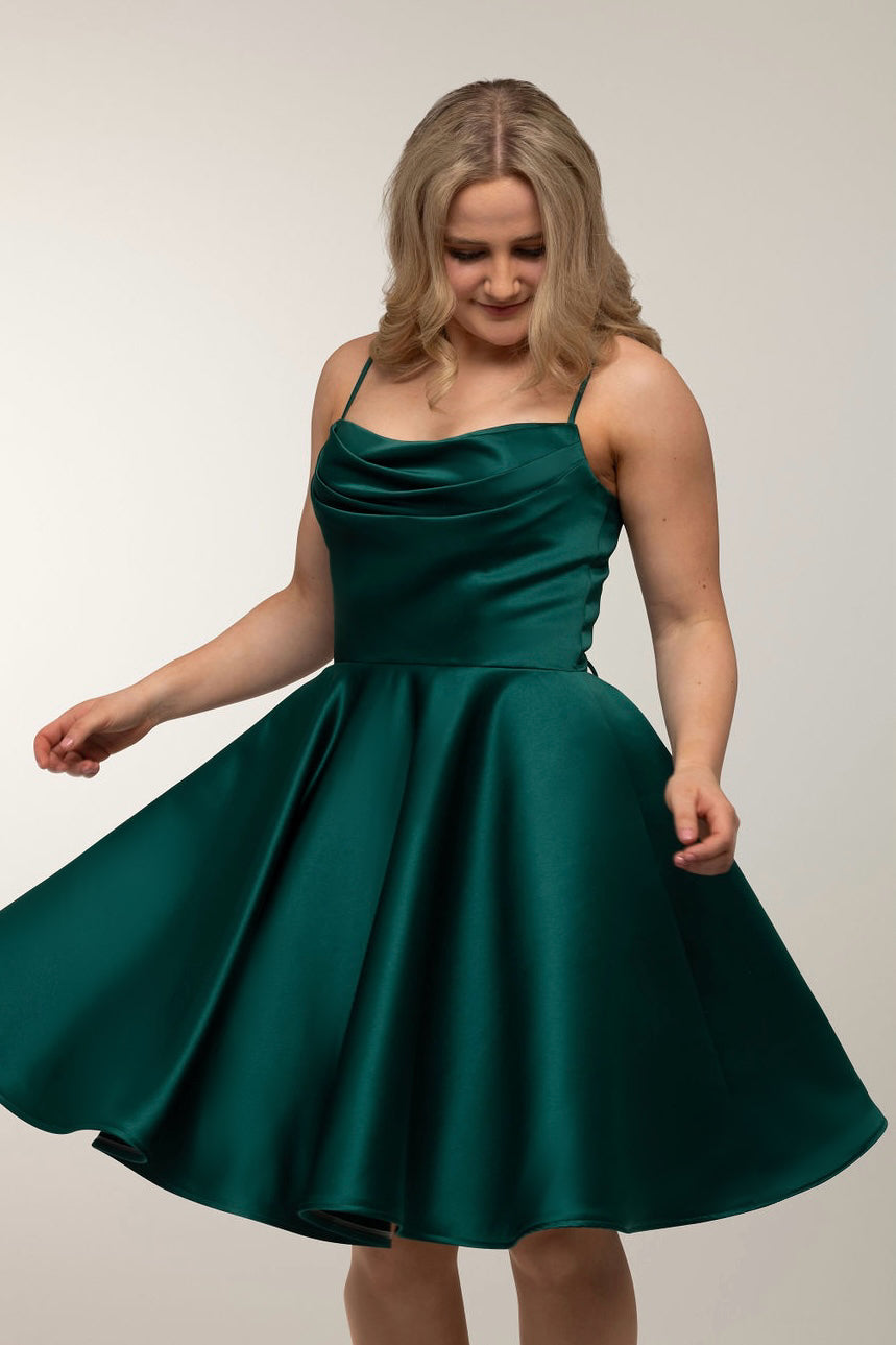 JUHLAMEKKO H4643S-SOFTSATIN DARKGREEN